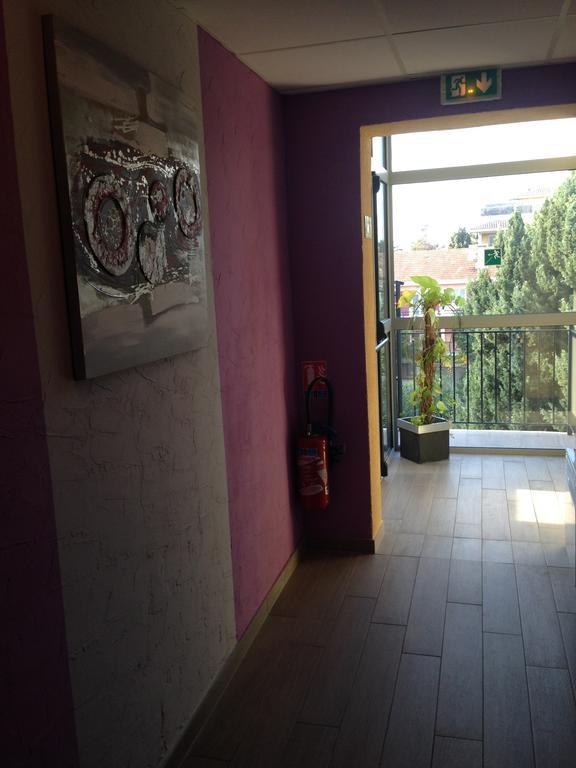 Atoll Hotel 3*