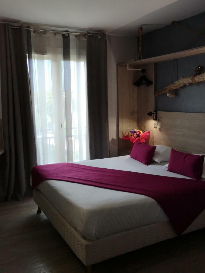 Hotel Atoll Frejus